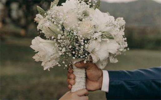 2025年农历三月廿九是结婚好日子吗 今日办婚礼好不好